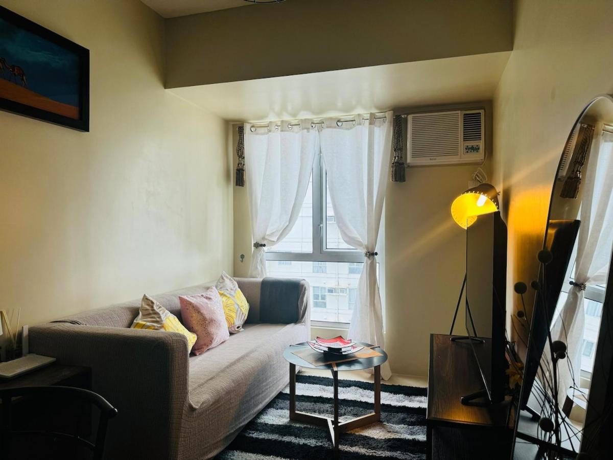 2 Bedroom Unit In It Park - Good For 5- Max 8 Pax *