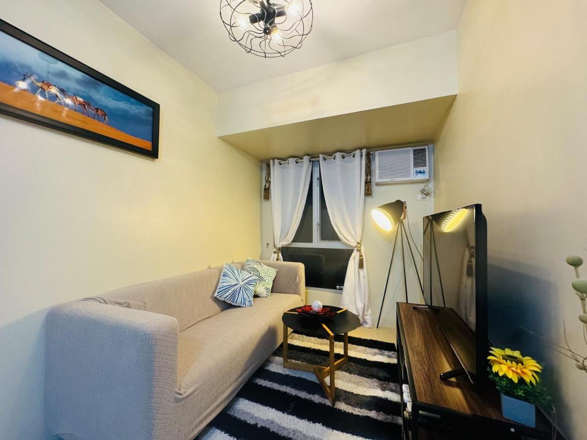2 Bedroom Unit In It Park - Good For 5- Max 8 Pax *