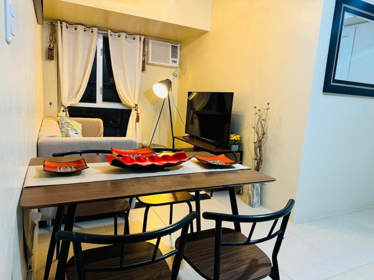 Apartment 2 Bedroom Unit In It Park - Good For 5- Max 8 Pax *