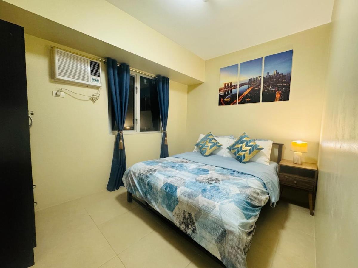 Apartment 2 Bedroom Unit In It Park - Good For 5- Max 8 Pax Cebu