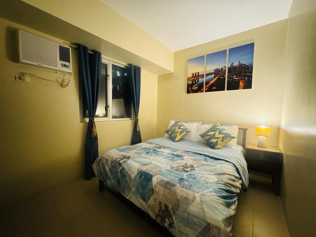 2 Bedroom Unit In It Park - Good For 5- Max 8 Pax *
