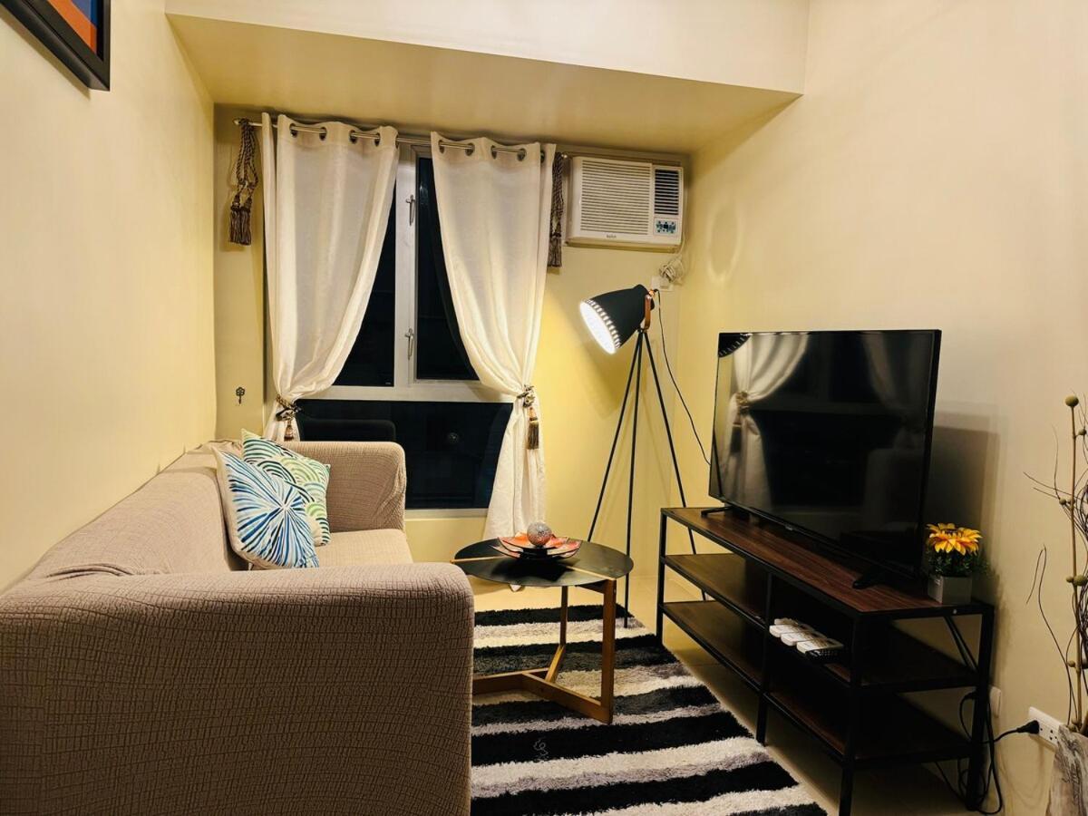 2 Bedroom Unit In It Park - Good For 5- Max 8 Pax Cebu