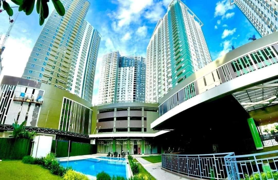 2 Bedroom Unit In It Park - Good For 5- Max 8 Pax * Cebu
