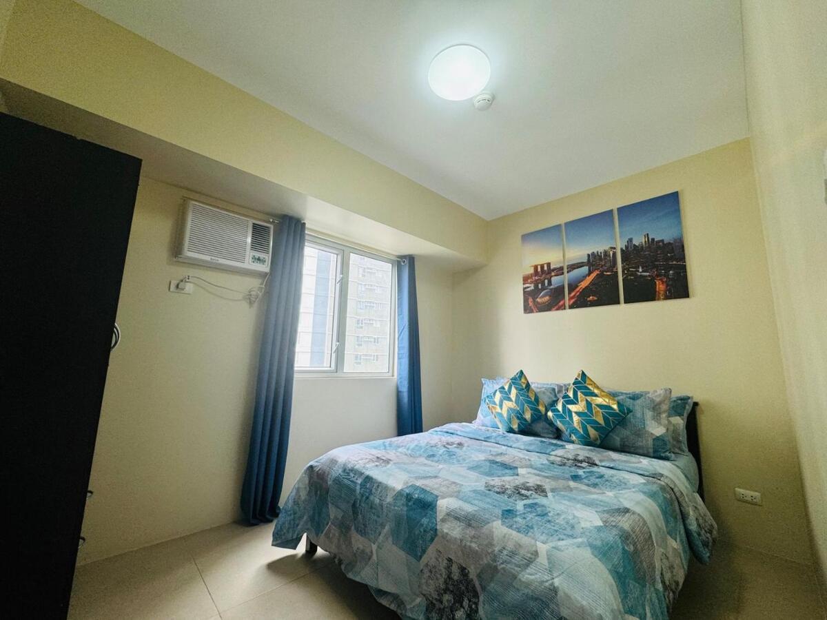 2 Bedroom Unit In It Park - Good For 5- Max 8 Pax Apartment *