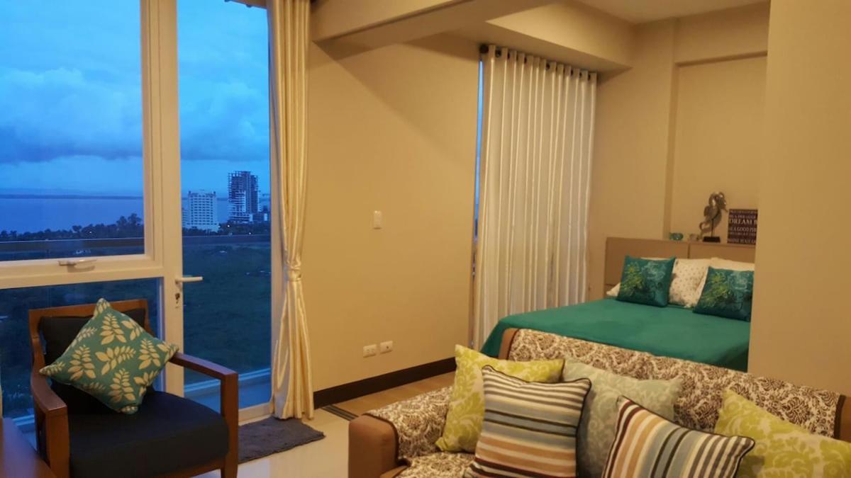 Apartment Your Mactan Ocean View Crib *