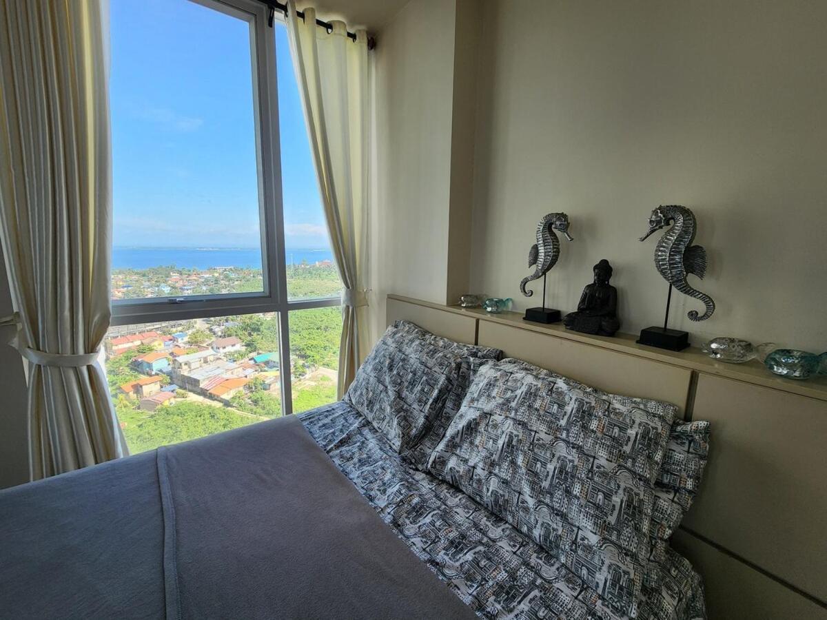 Your Mactan Ocean View Crib Apartment