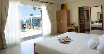 Hotel Chateau By The Sea Lapu-Lapu City