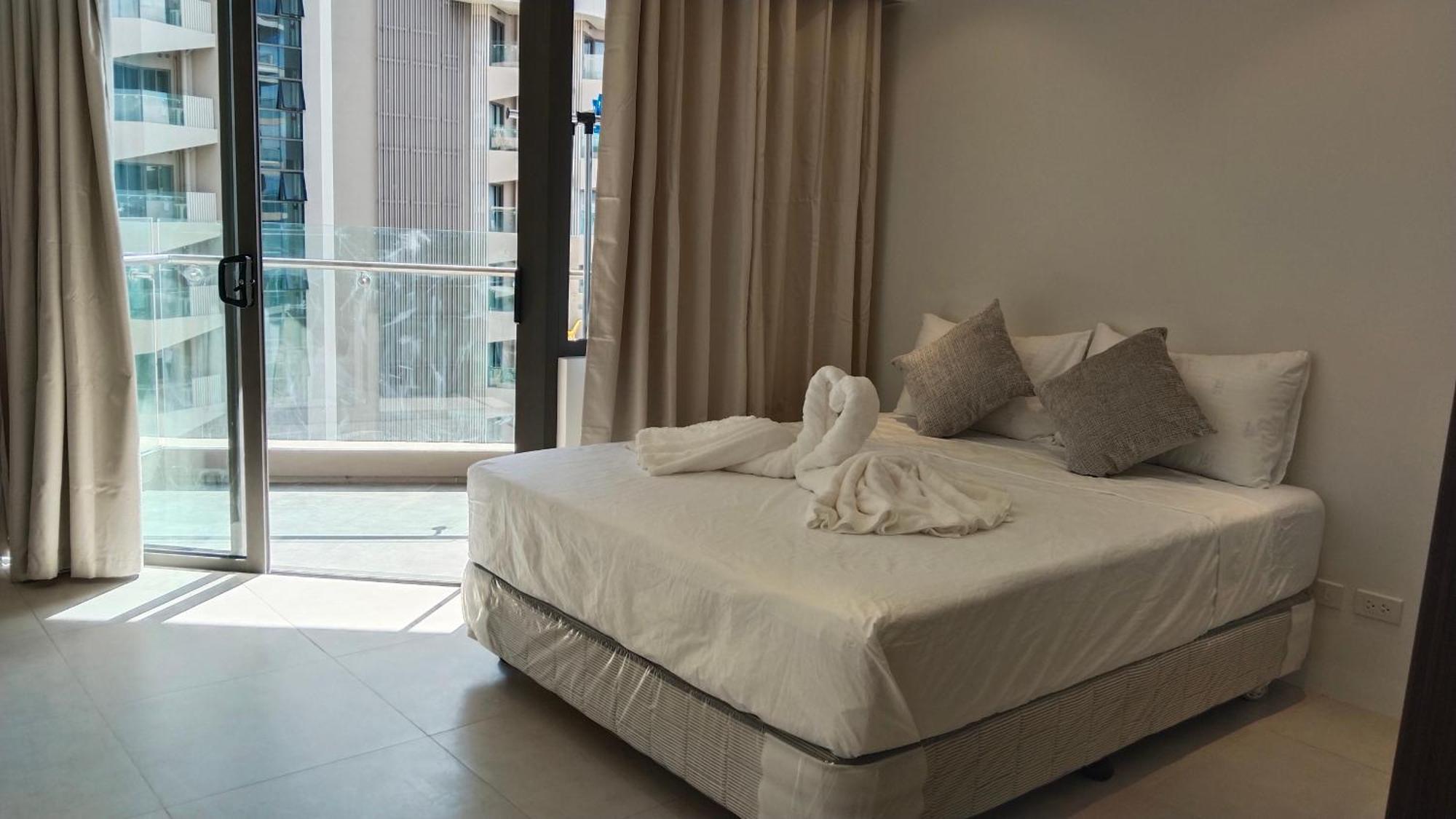 Deluxe Ocean View In Tambuli Seaside & Only 1 Residential Pool Is Free To Use Lapu-Lapu City