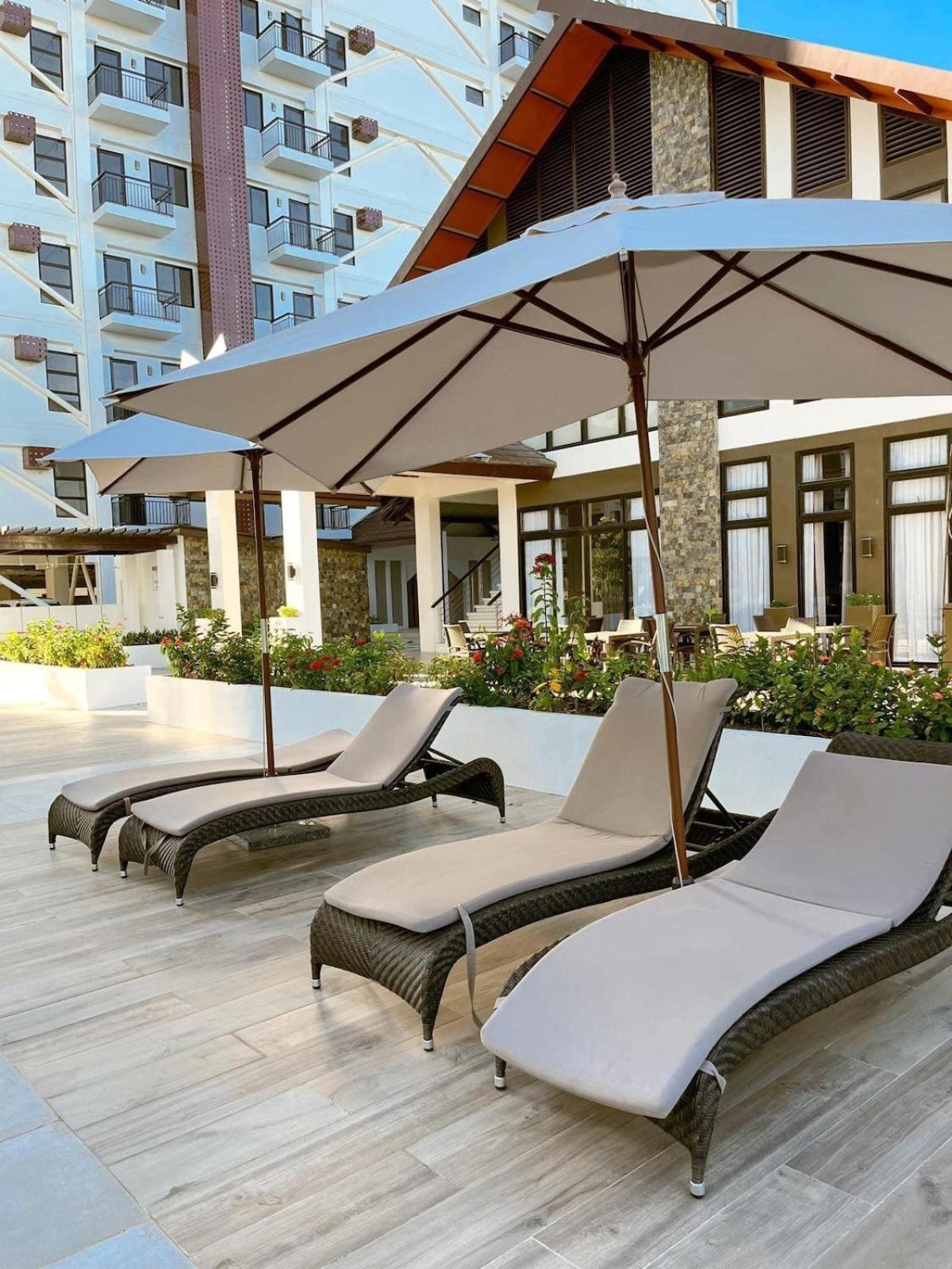 Lux-condo, Pool, 24hr Checkin & Easy Reach Airport Apartment Lapu-Lapu City