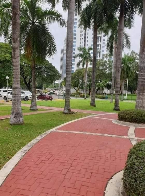 Aparthotel Calyx Residences Cebu