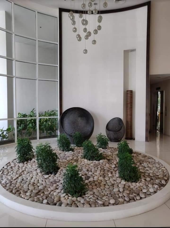 Calyx Residences Aparthotel *