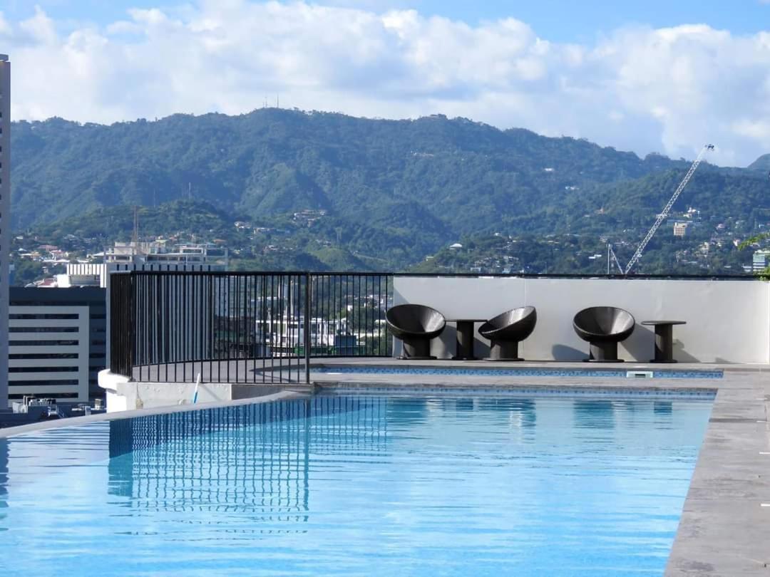 Aparthotel Calyx Residences