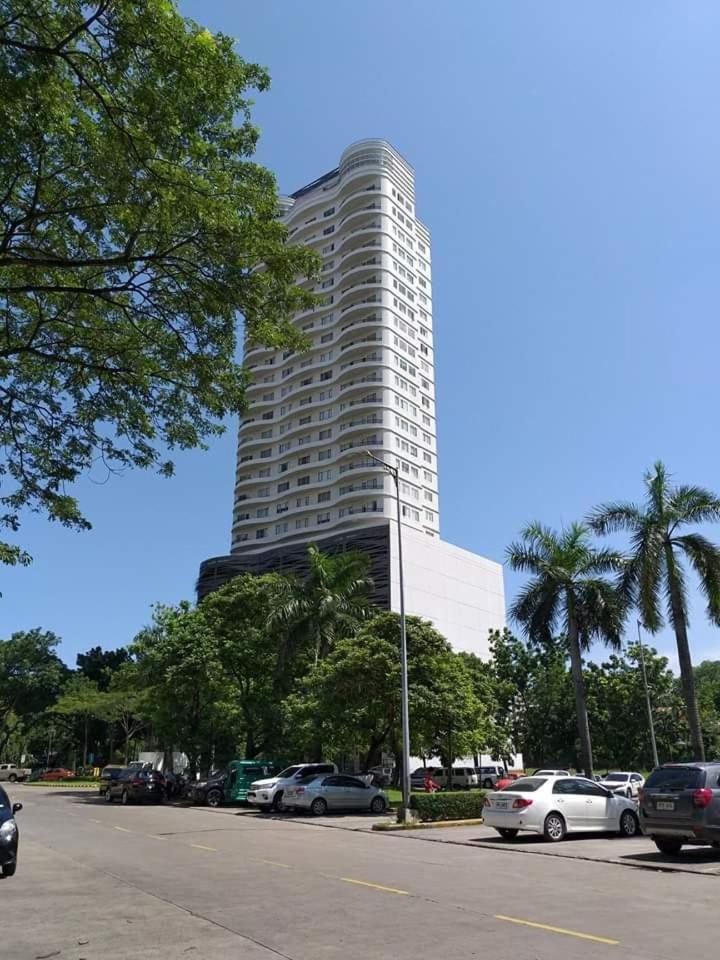 Aparthotel Calyx Residences *