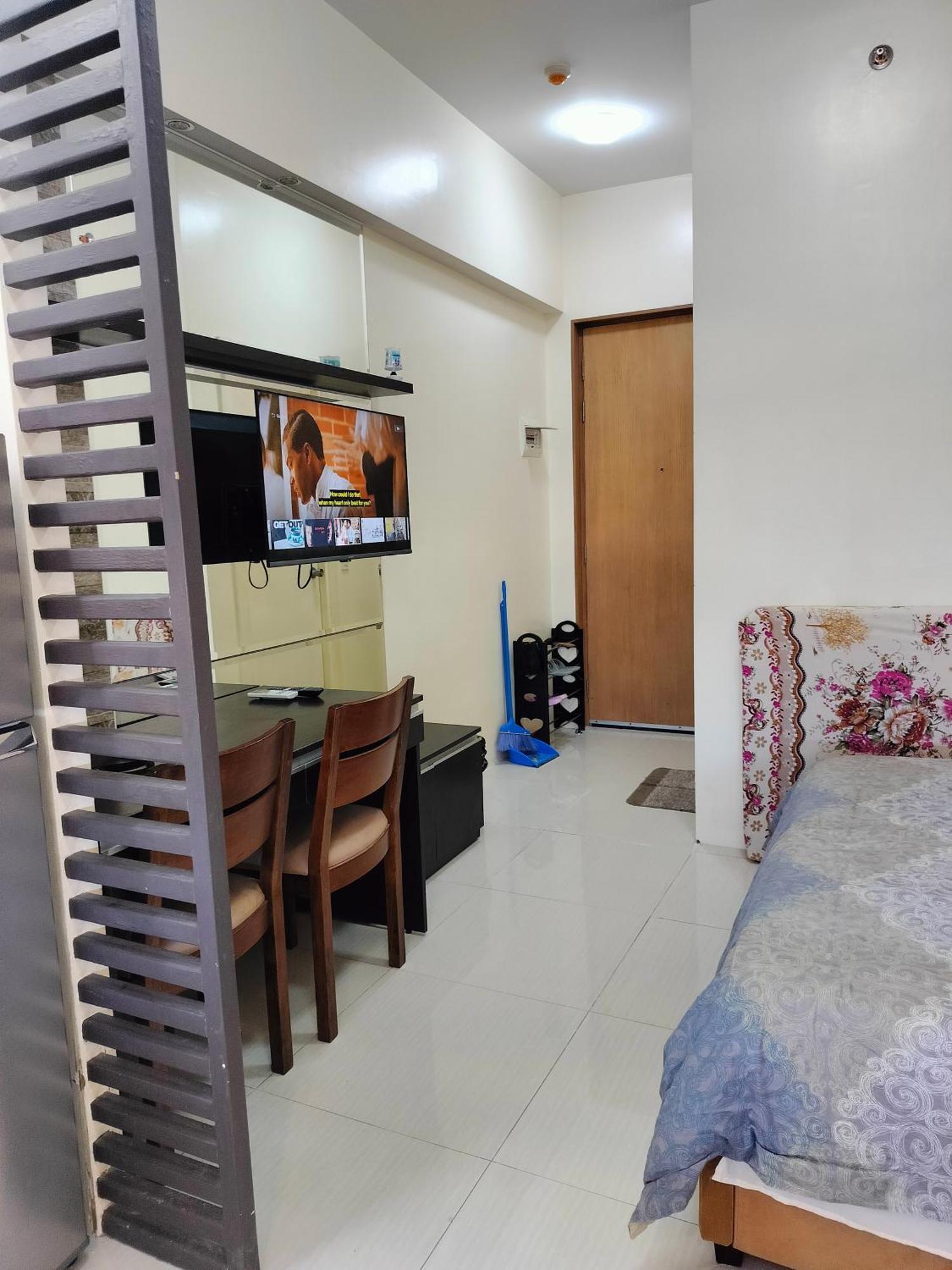 Calyx Residences *