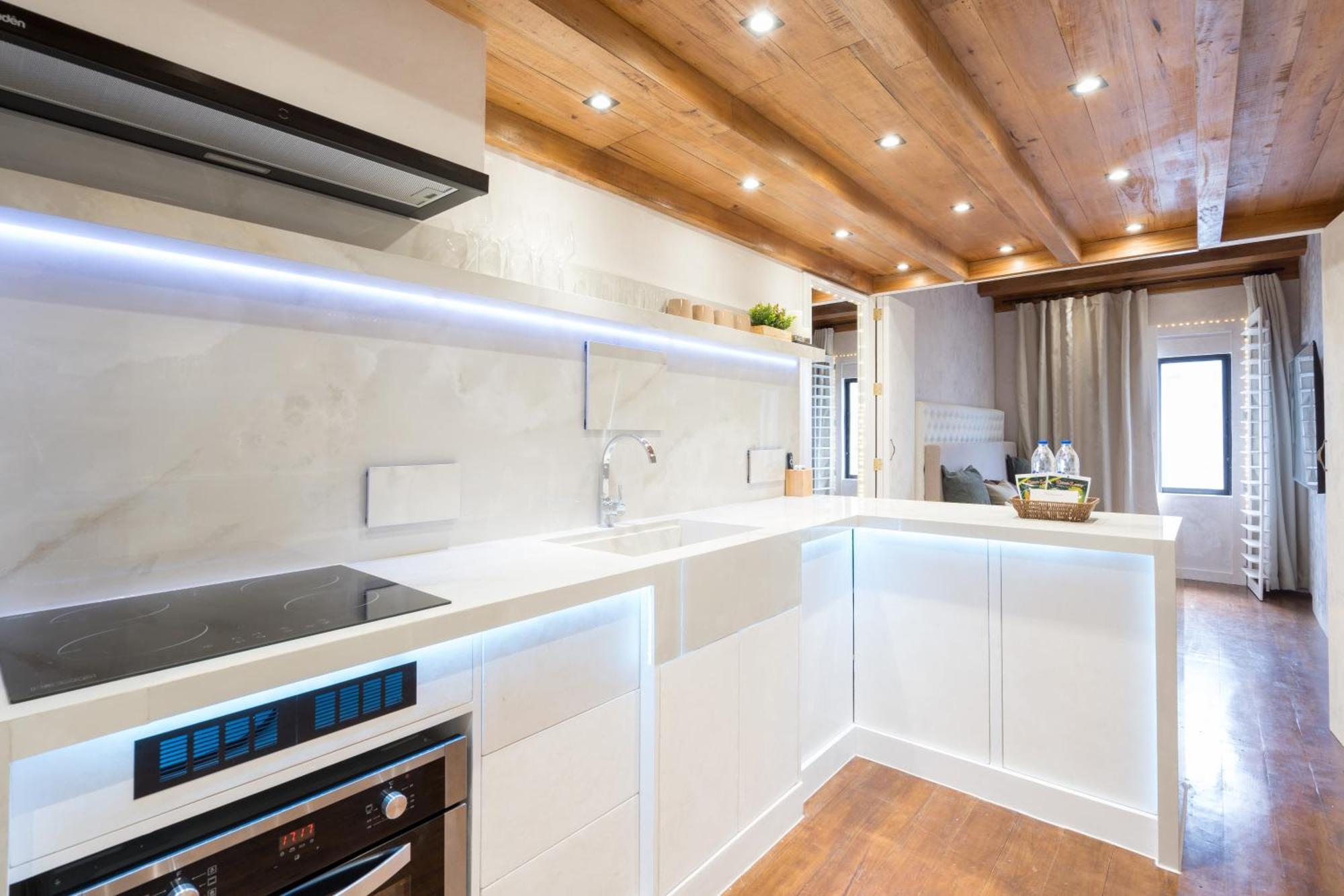 Cozy Style 48 Sqm 500mbps Apartment