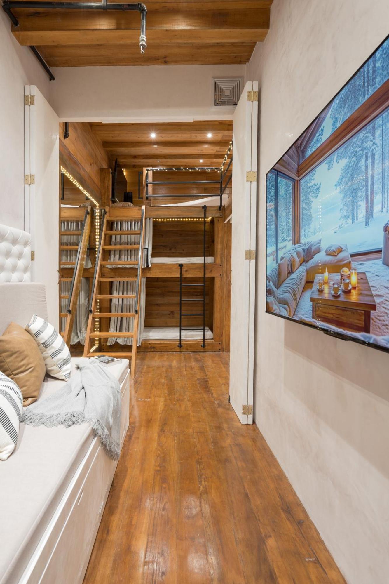 Cozy Style 48 Sqm 500mbps