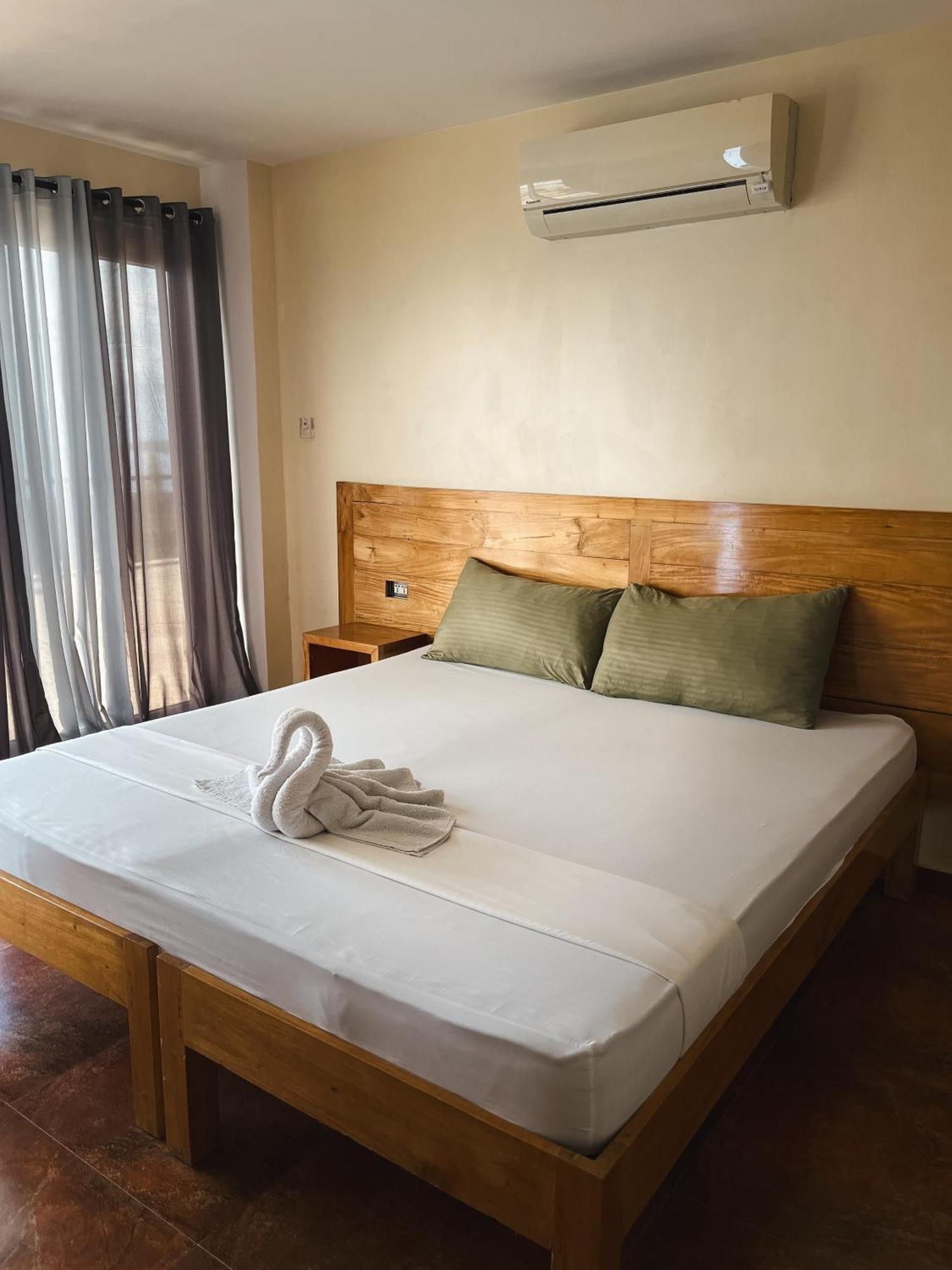 Apartment Seaview Mansion Deluxe 10 *