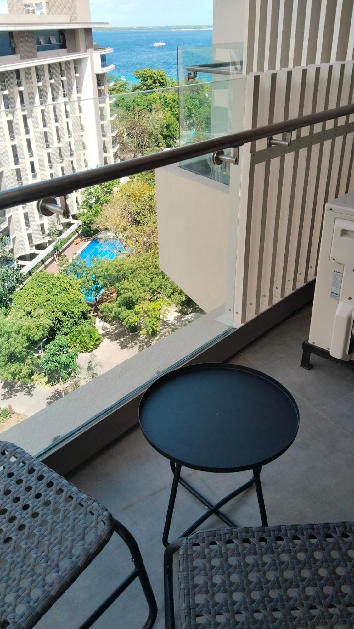 Deluxe Ocean View In Tambuli Seaside & Only 1 Residential Pool Is Free To Use Apartment Lapu-Lapu City