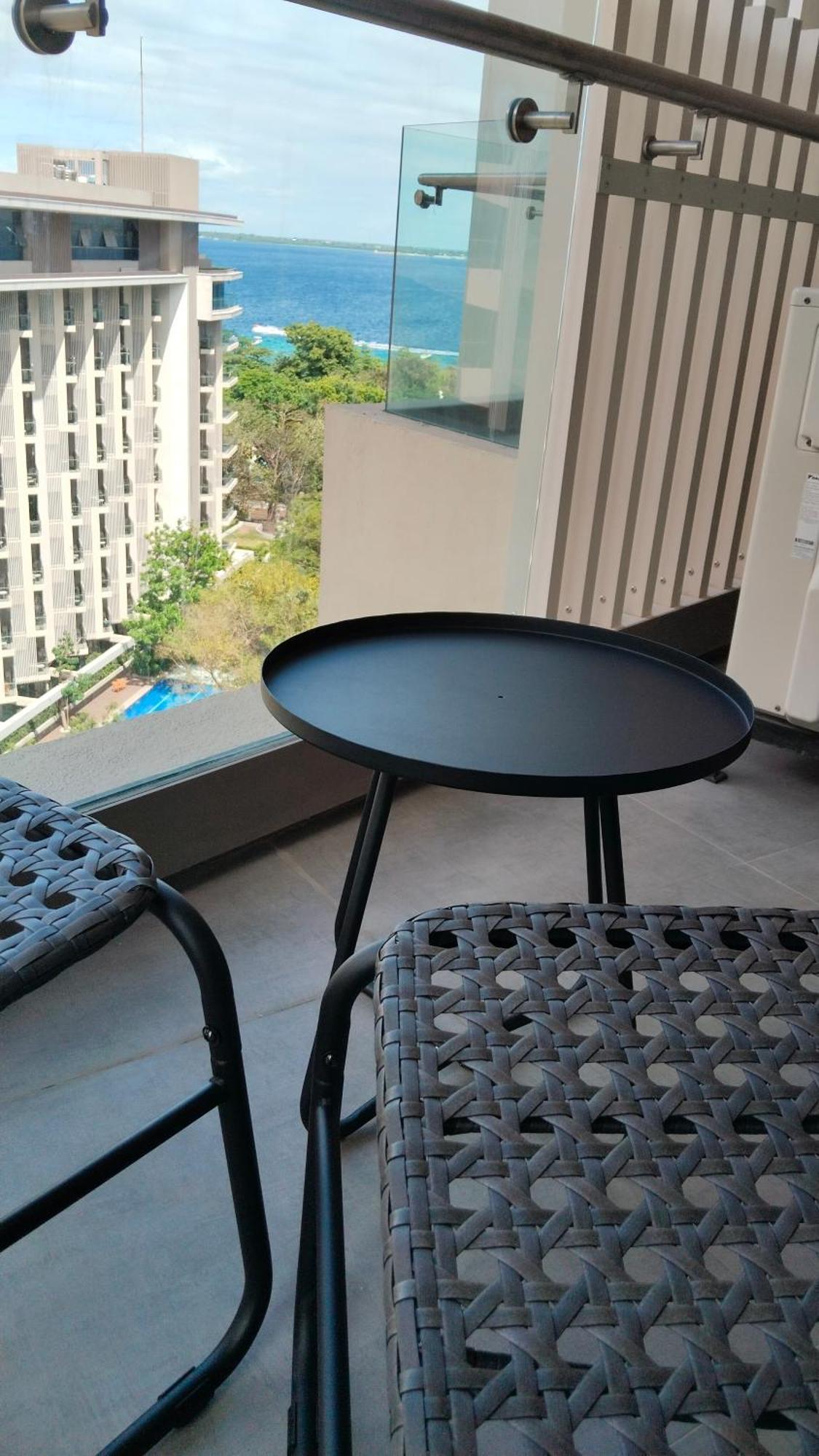 Deluxe Ocean View In Tambuli Seaside & Only 1 Residential Pool Is Free To Use Apartment *