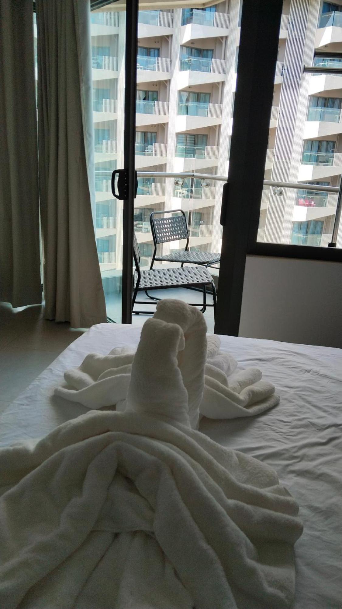 Deluxe Ocean View In Tambuli Seaside & Only 1 Residential Pool Is Free To Use *