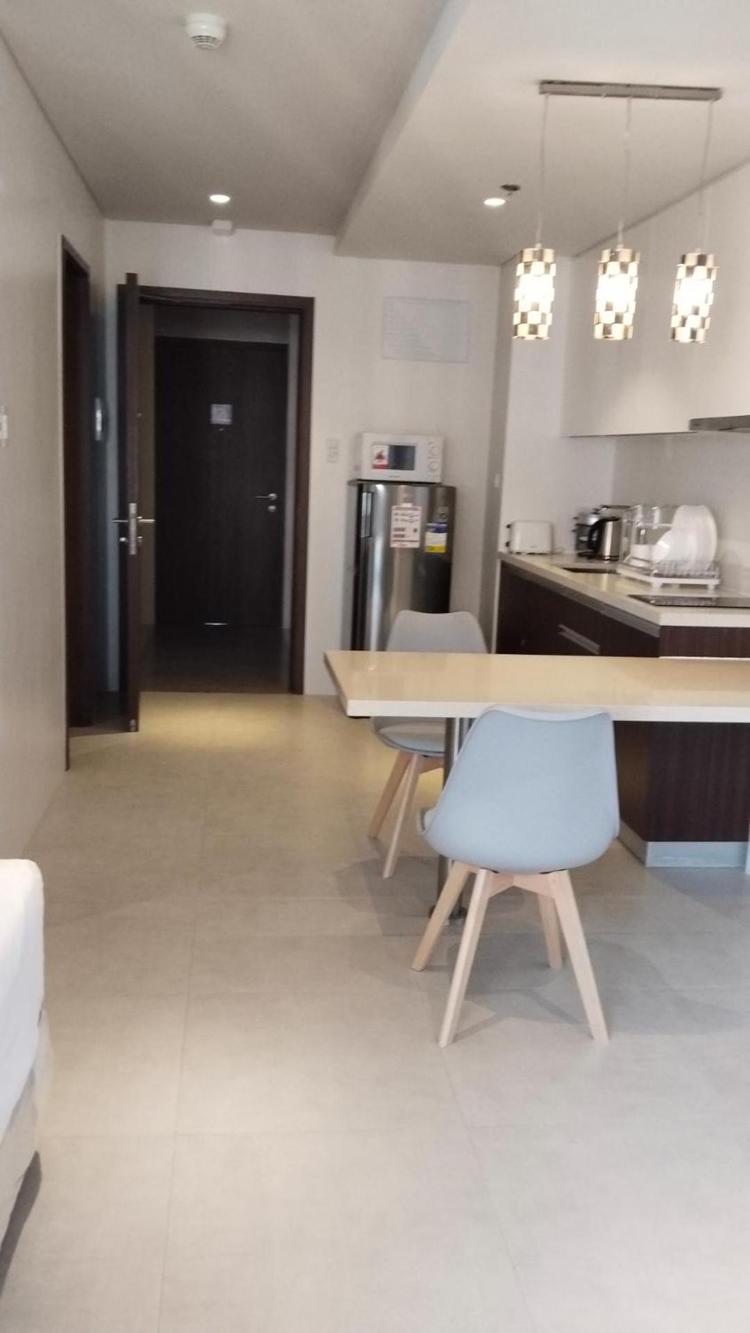 Deluxe Ocean View In Tambuli Seaside & Only 1 Residential Pool Is Free To Use Apartment