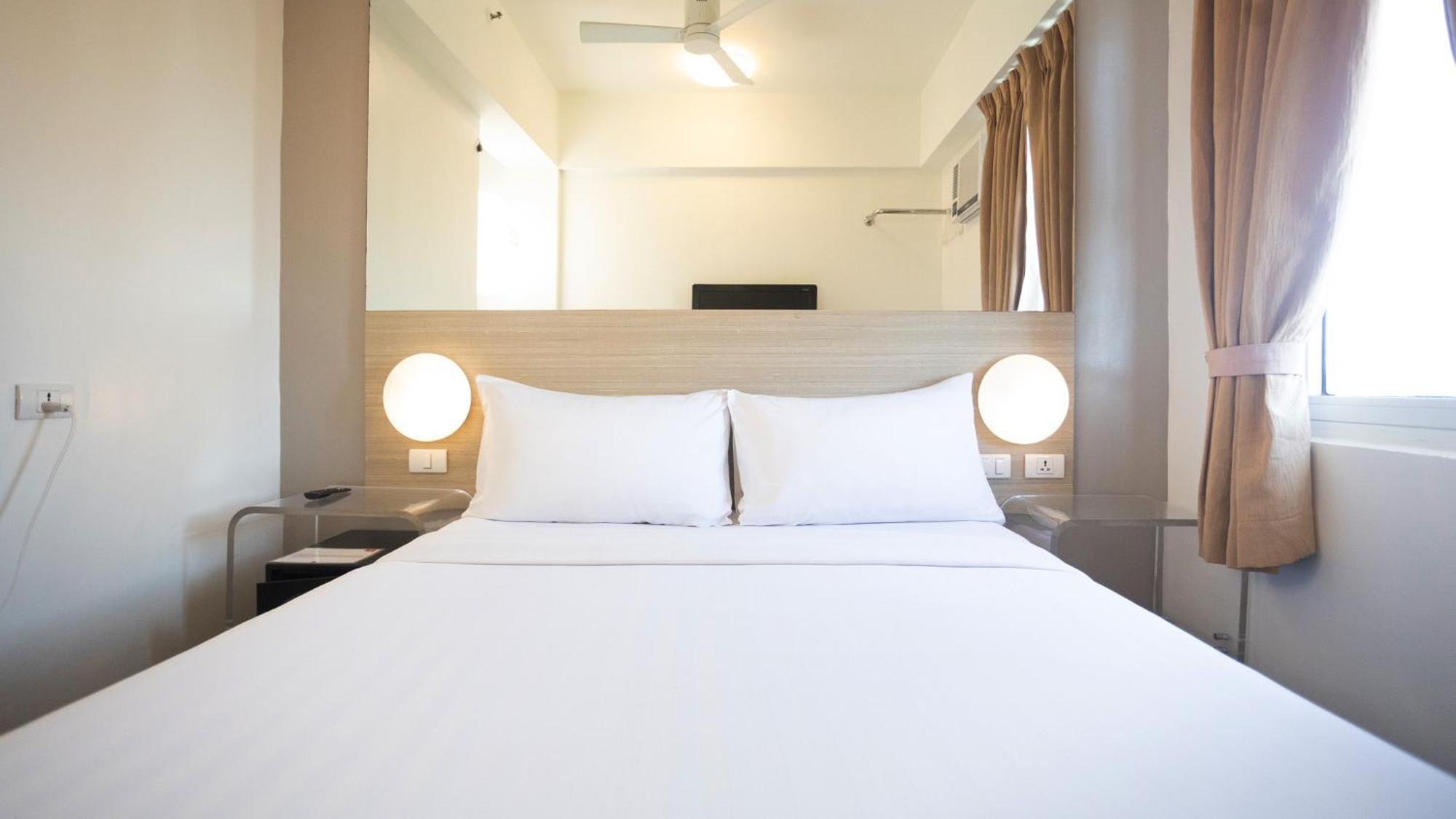 Red Planet Hotel 3*