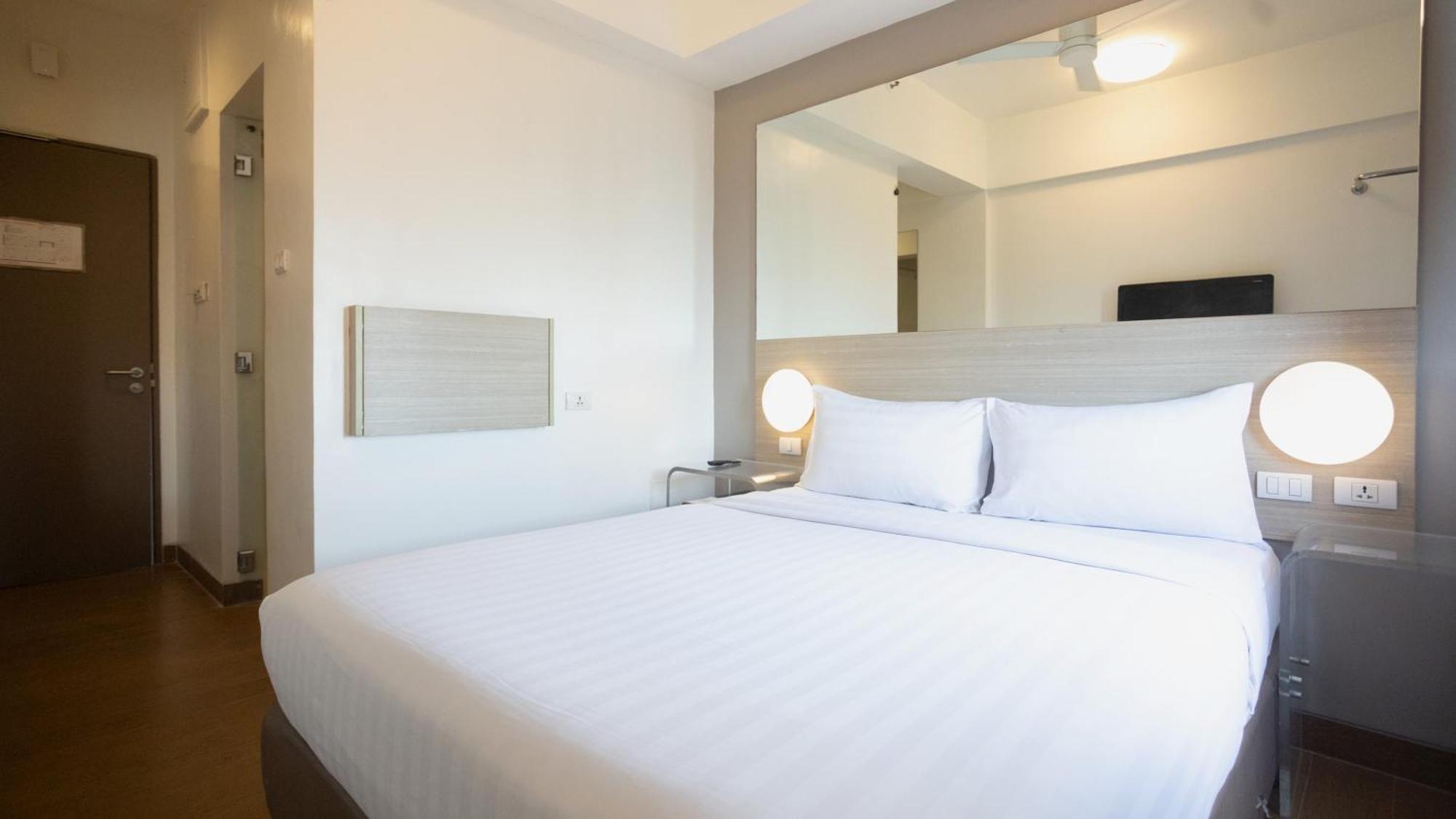 Red Planet 3* Cebu