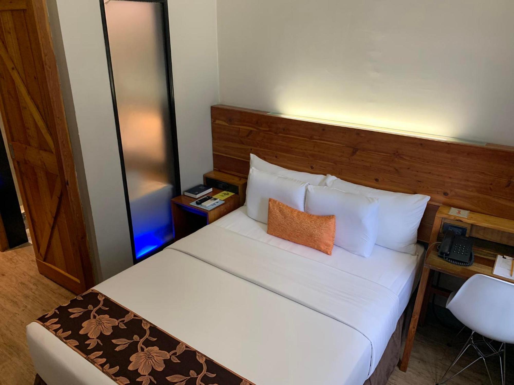 Cuarto 2* Cebu