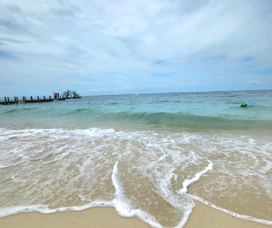 Mactan Newtown 8newtown Boulevard Rm9 Aparthotel Punta Engano (Mactan)