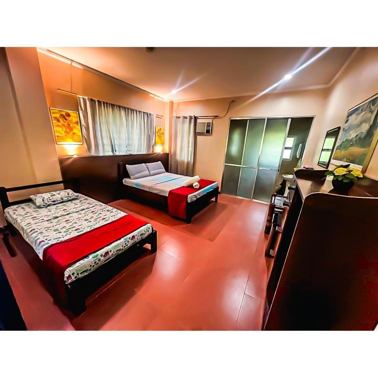Zhang And Dive Center Opc Hotel Daanbantayan
