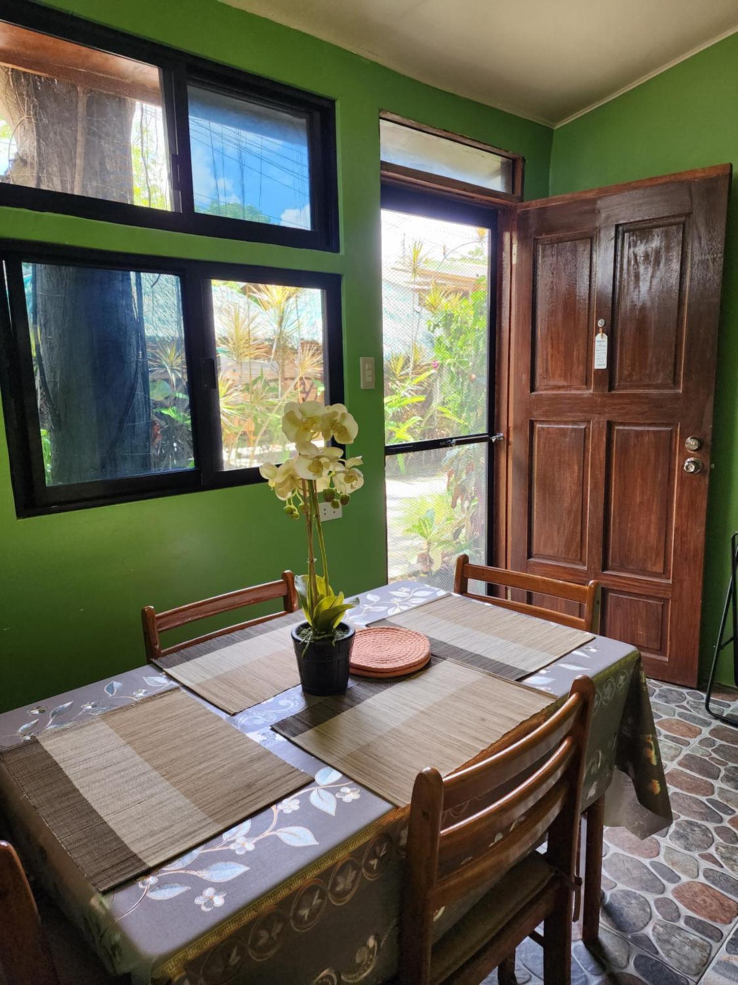 Mj's Residences Garden 3* Moalboal