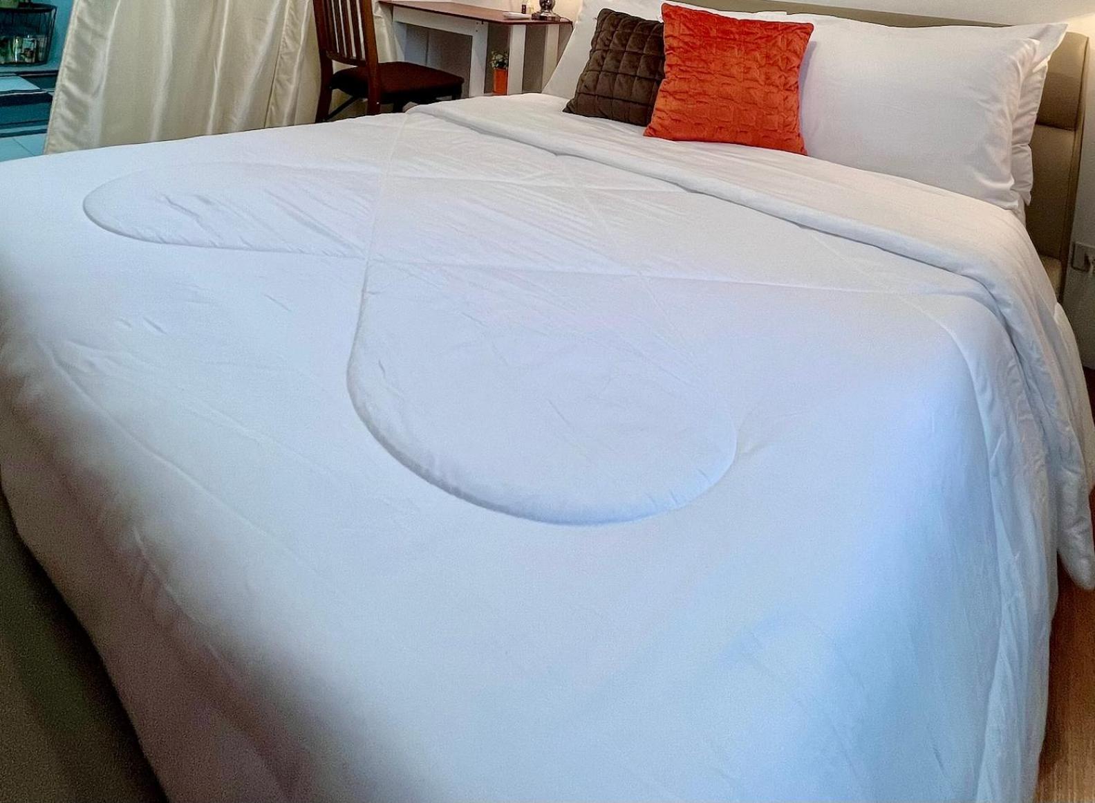 Sweet Staycation 1 Bedroom Apartment