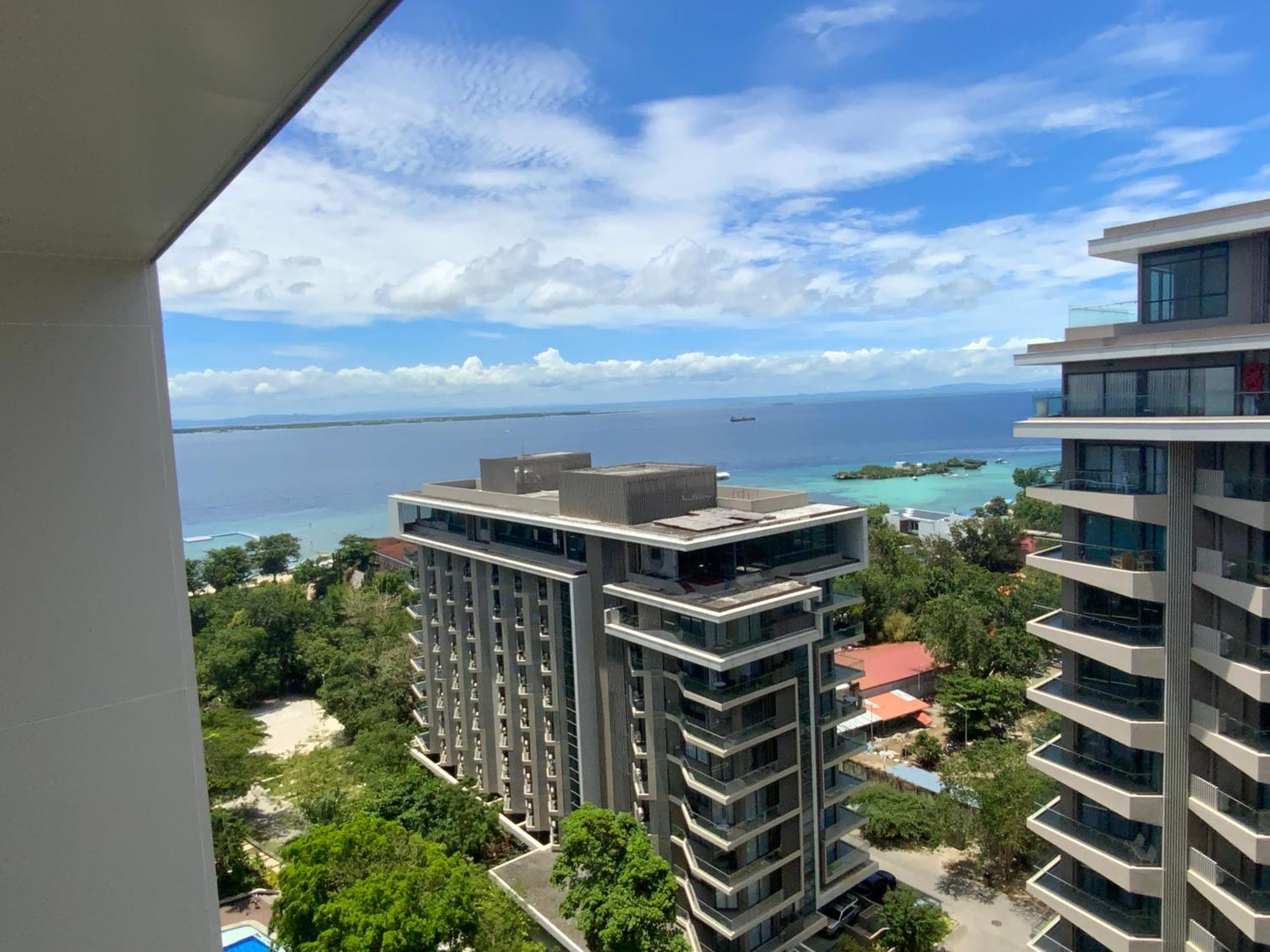Ma Roberta - Tambuli Type With Fast Wifi 16 Floor Lapu-Lapu City