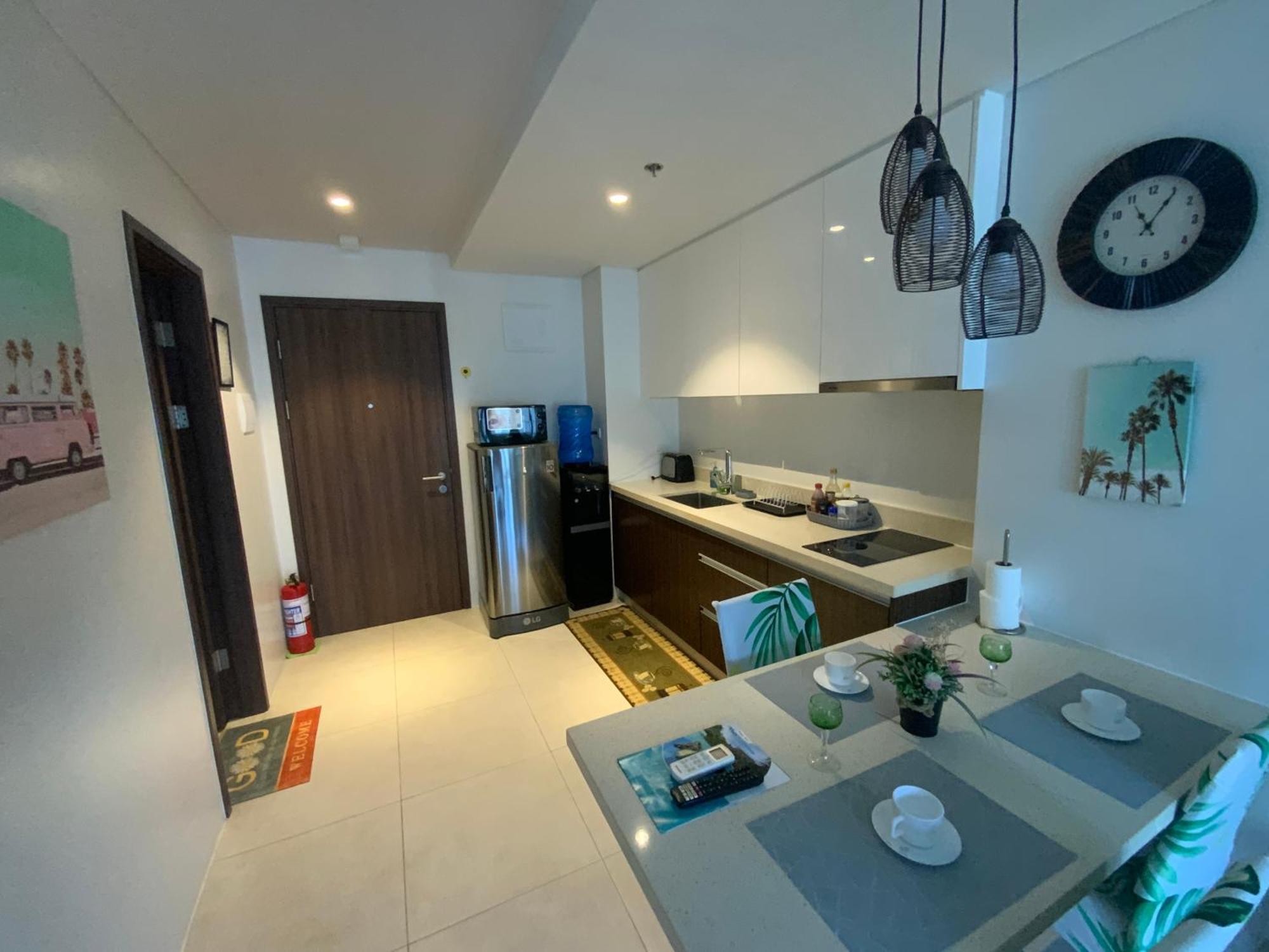 Ma Roberta - Tambuli Type With Fast Wifi 16 Floor Apartment *