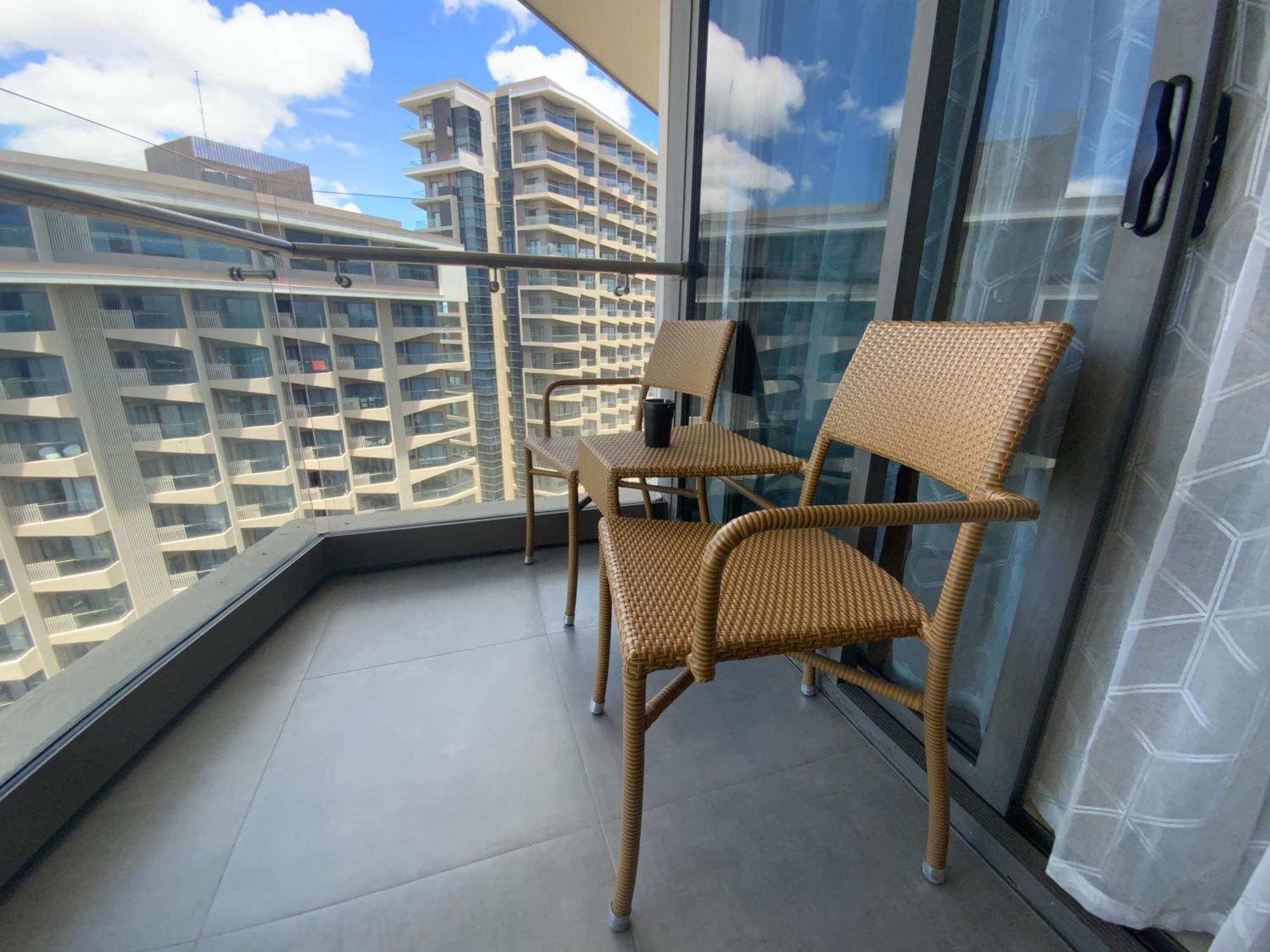 Ma Roberta - Tambuli Type With Fast Wifi 16 Floor Lapu-Lapu City