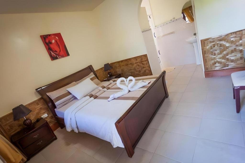 Coucou Bar And Restaurant Resort 3*