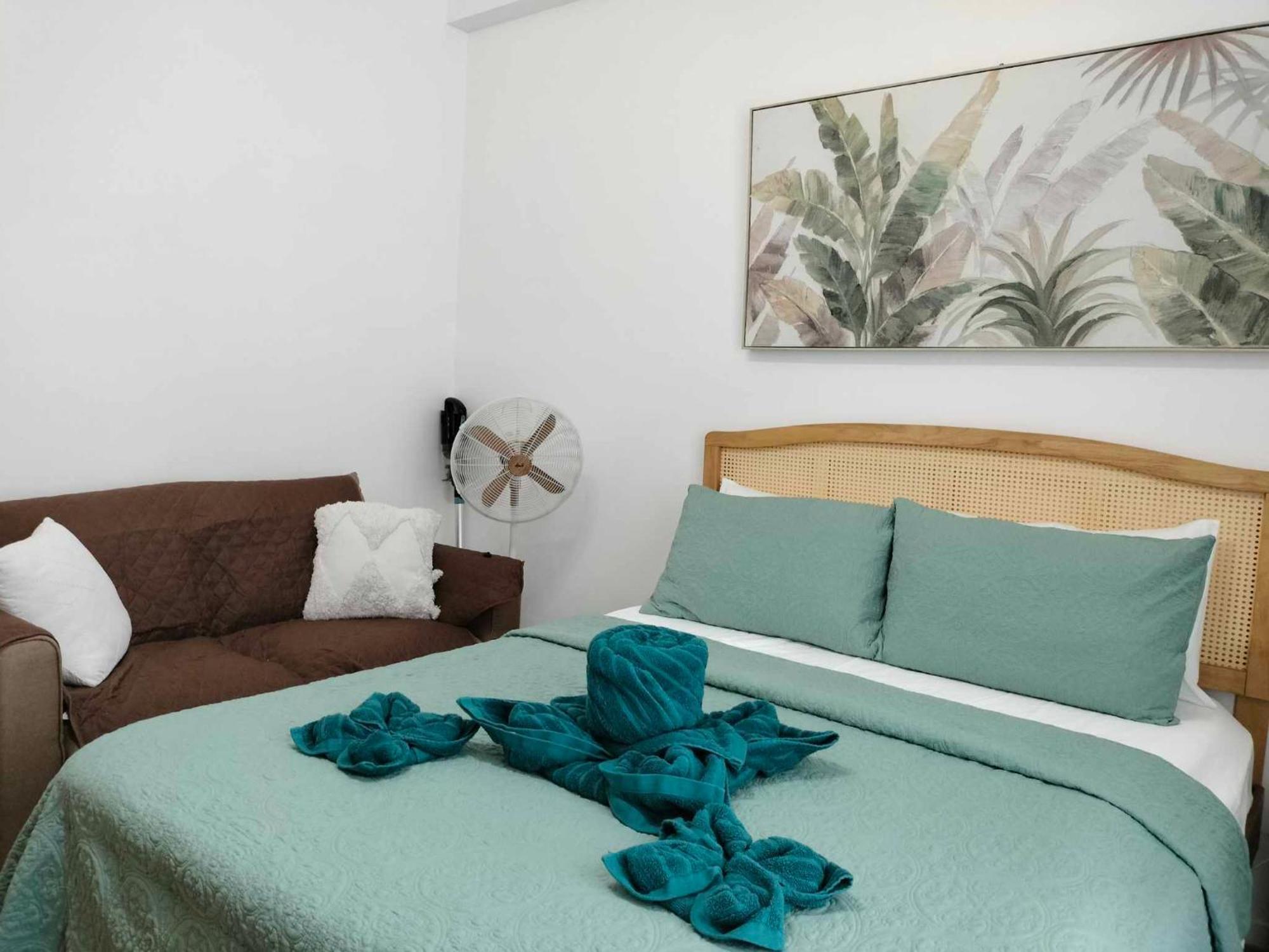 Apartment Pool View 333b At Amani Grand Near Mactan Cebu Airport Lapu-Lapu City
