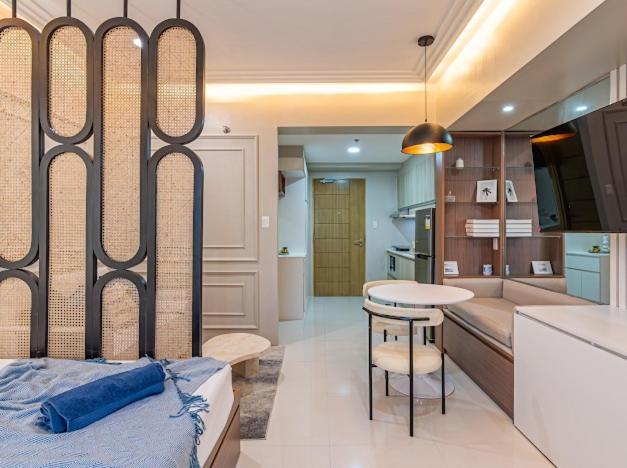 200mbps Wifi, Luxury Near Ayala Tabok