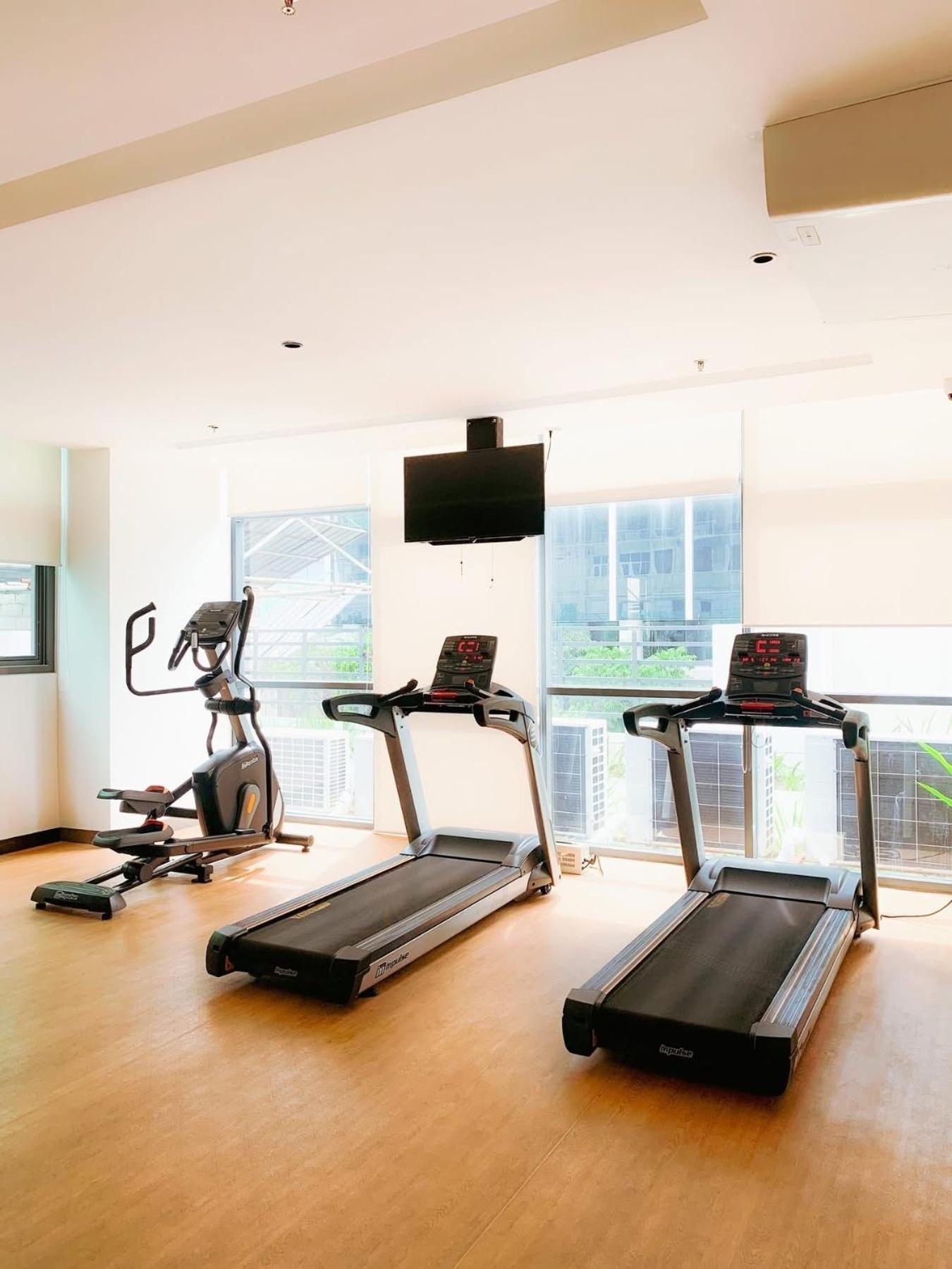 Cebu Mactan Newtown Family Aparthotel