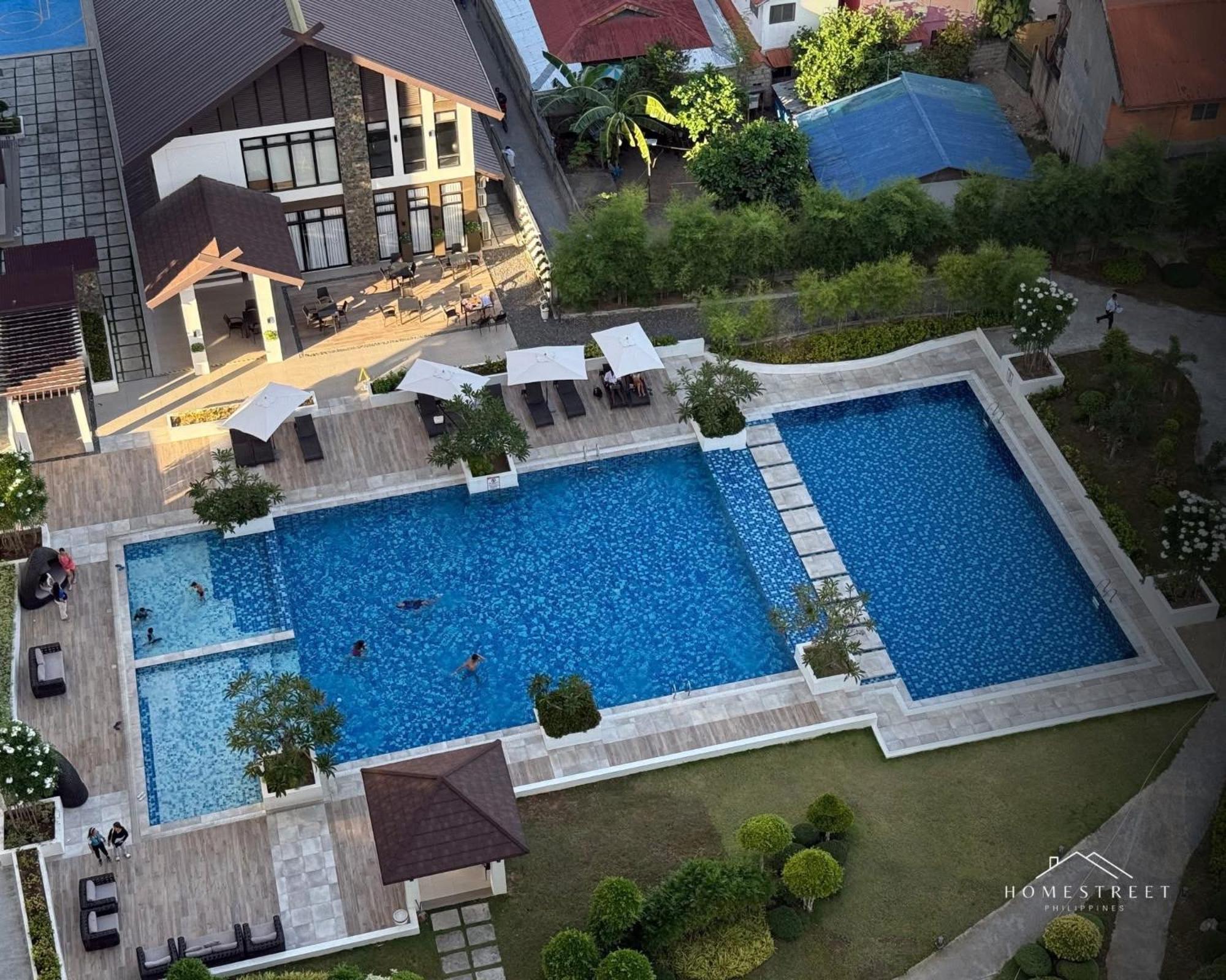 Lux-condo, Pool, 24hr Checkin & Easy Reach Airport * Lapu-Lapu City