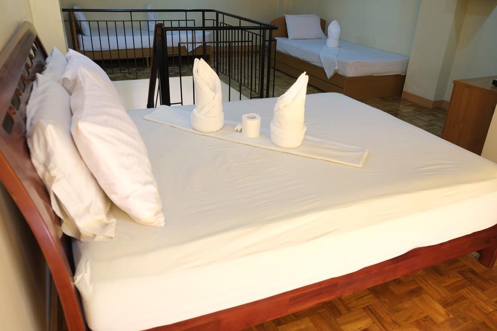 Southpole House Inn 2*
