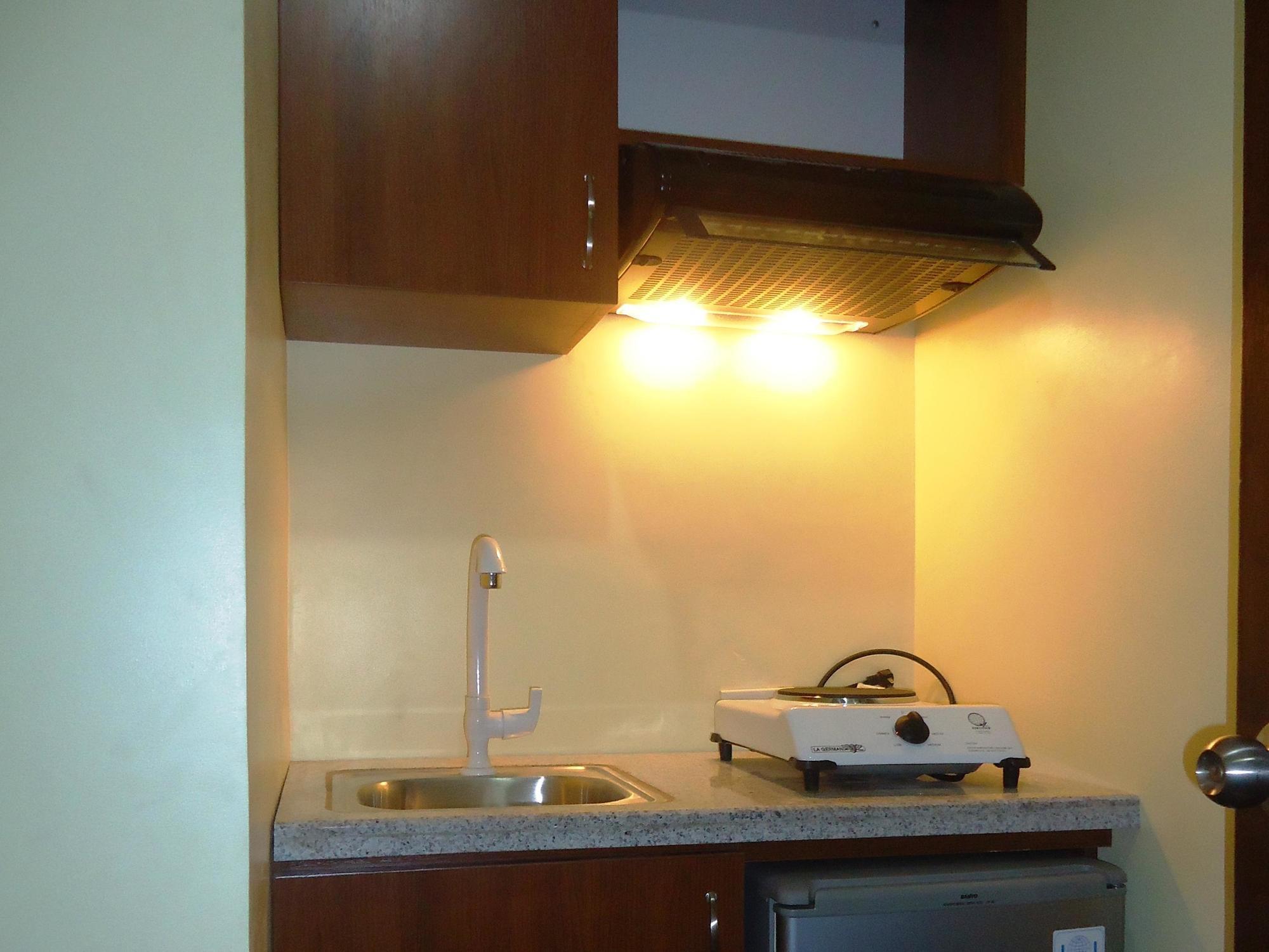 Fely Ann Residences *