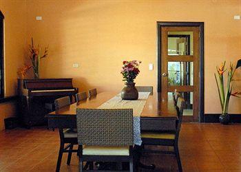Hotel Casa Escano