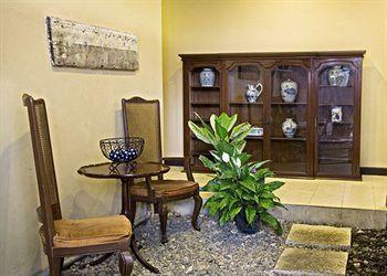 Casa Escano Hotel 3*
