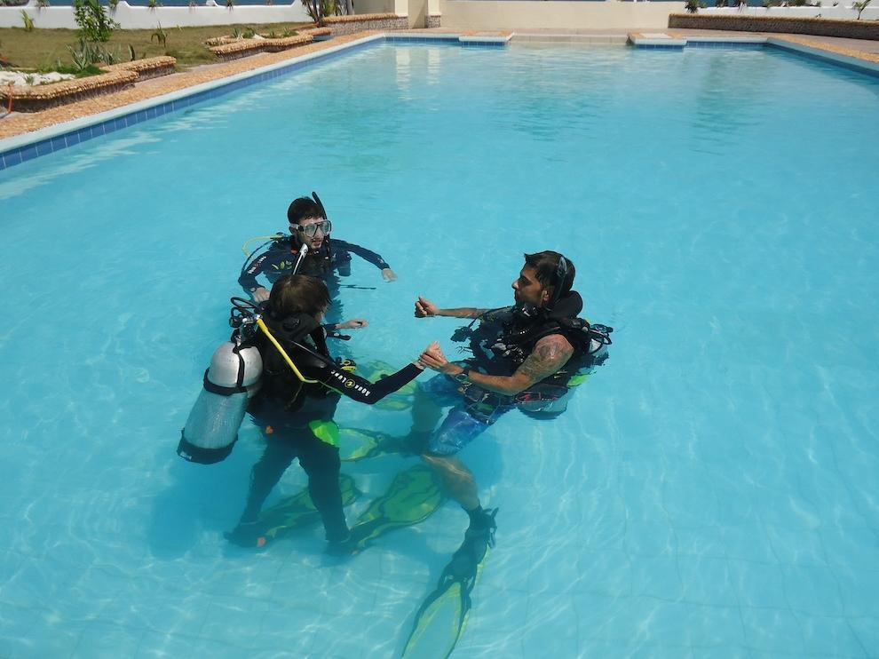 Resort Thresher Cove Dive Logon