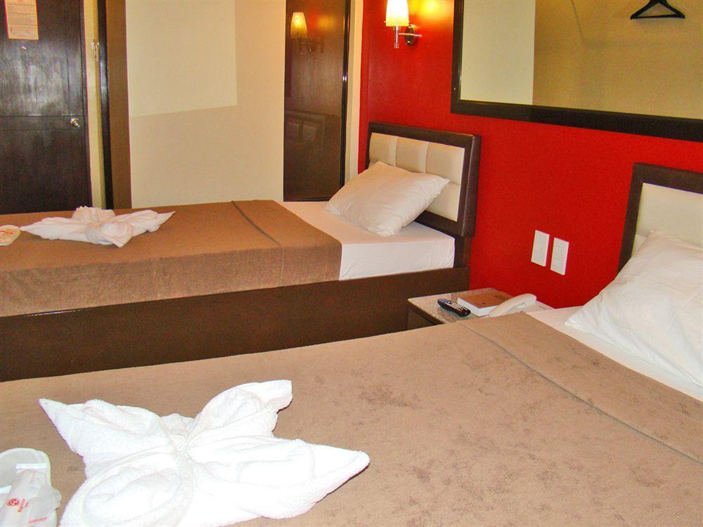 Express Mactan bahay-panuluyan