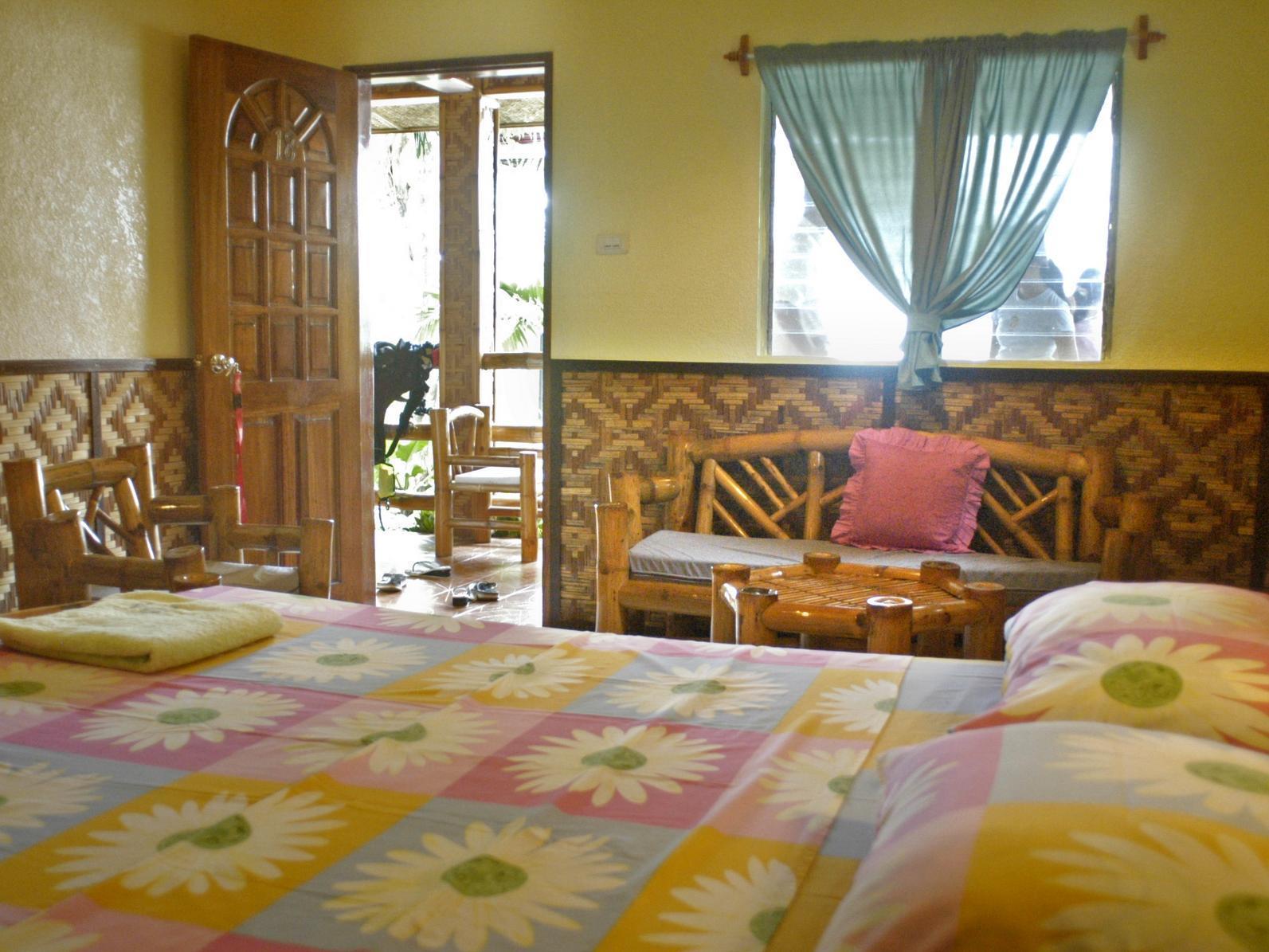 Love'S Beach & Dive Resort Resort