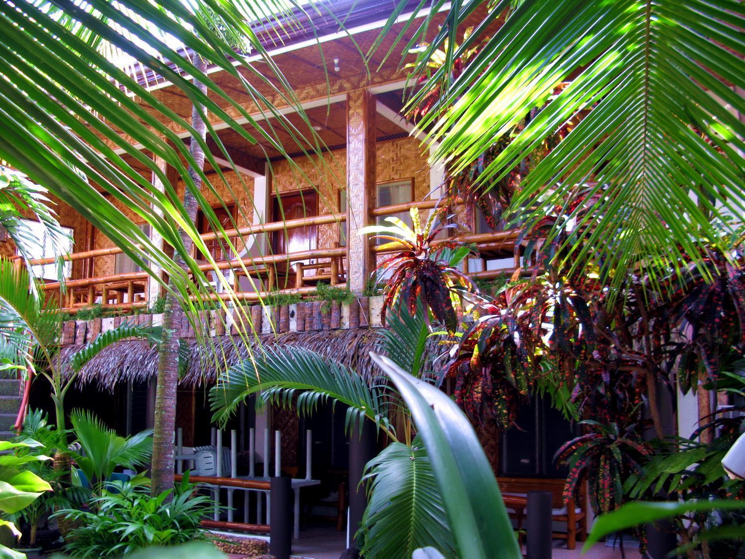 Love'S Beach & Dive Resort Moalboal