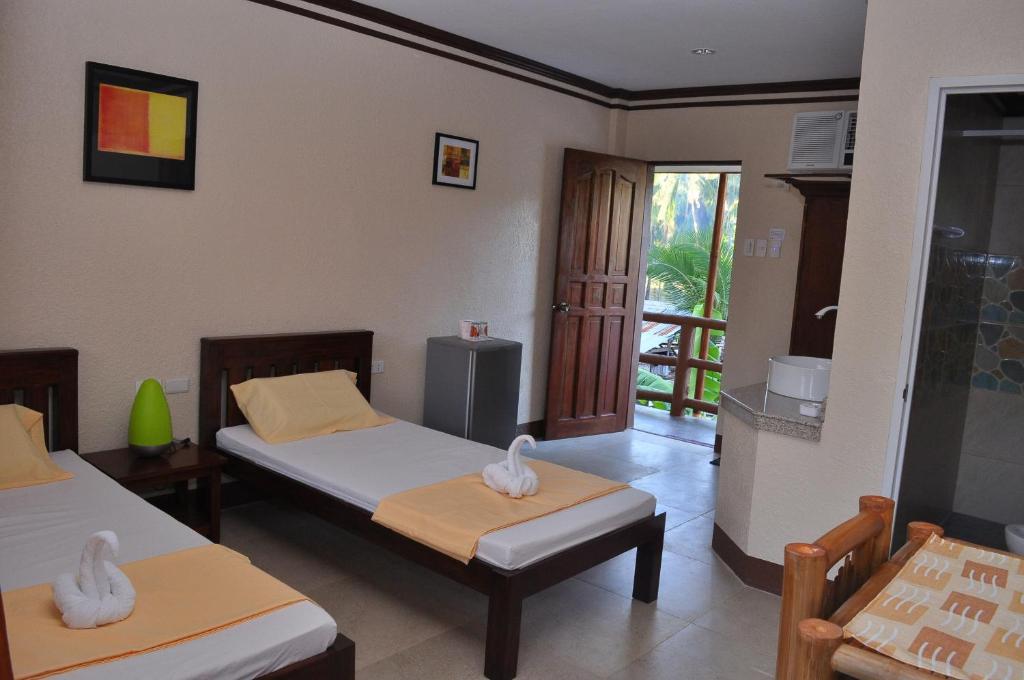 Slam's Garden Dive Resort 3*