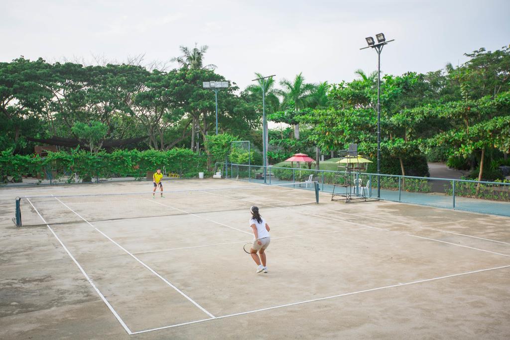 Plantation Bay And Lapu-Lapu City
